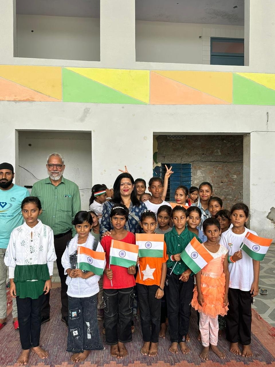 Sambhal – Vanshika blood donation camp guest felicitation